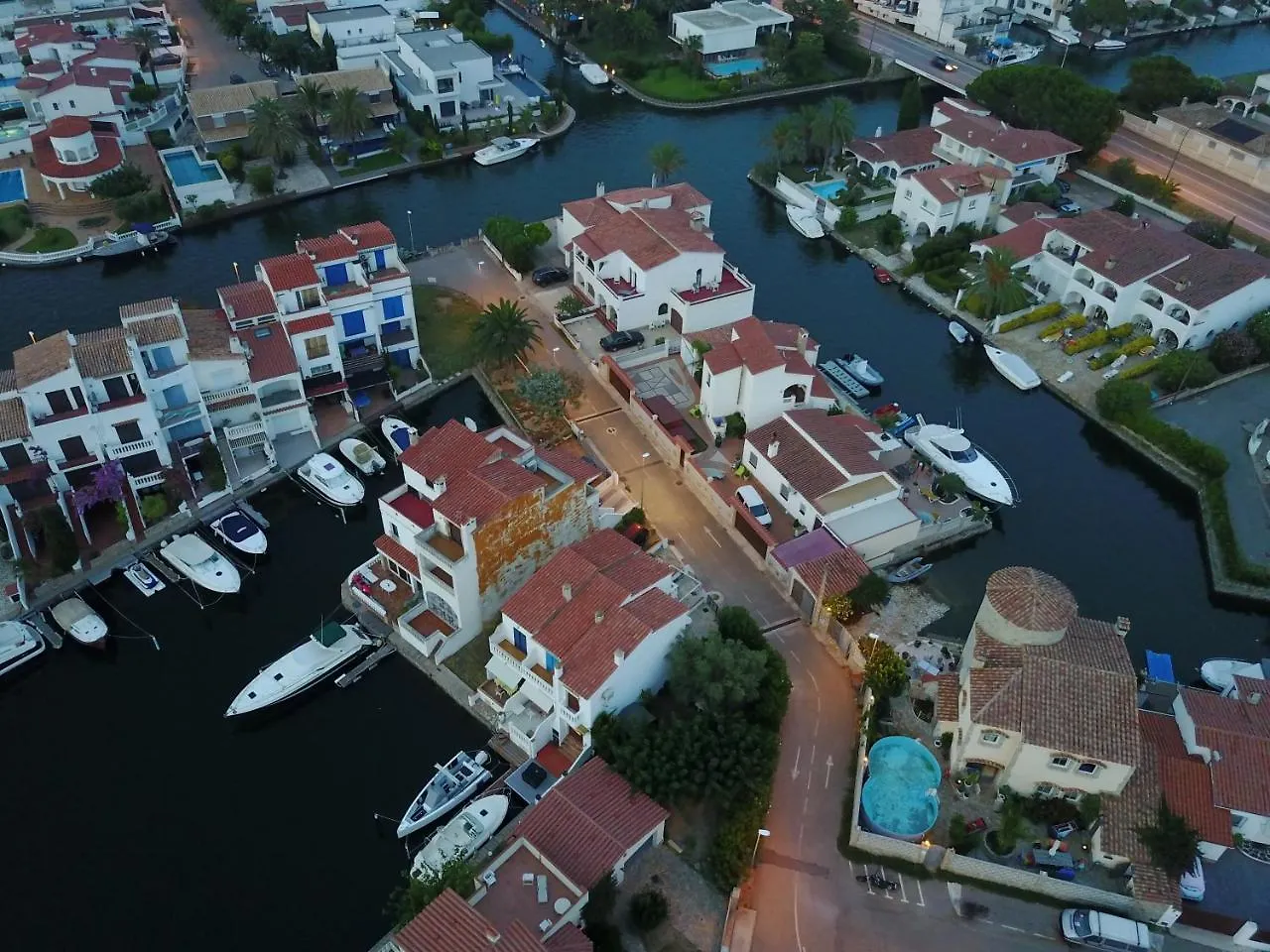 Port Empuries Holiday home Empuriabrava Spain